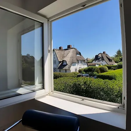 Freistehendes Friesenhaus Mit Sauna Und Garten 凯图姆